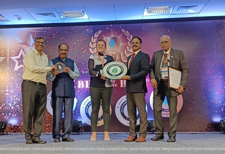 ఐజీబీసీ ప్లాటినమ్‌ రేటింగ్‌ అందుకున్న ఎల్‌–టీ హైదరాబాద్‌ మెట్రో రైల్‌ స్టేషన్లు
